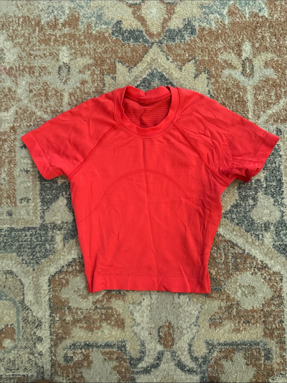Coral Lululemon Women's Short-Sleeve Performance Top size 0